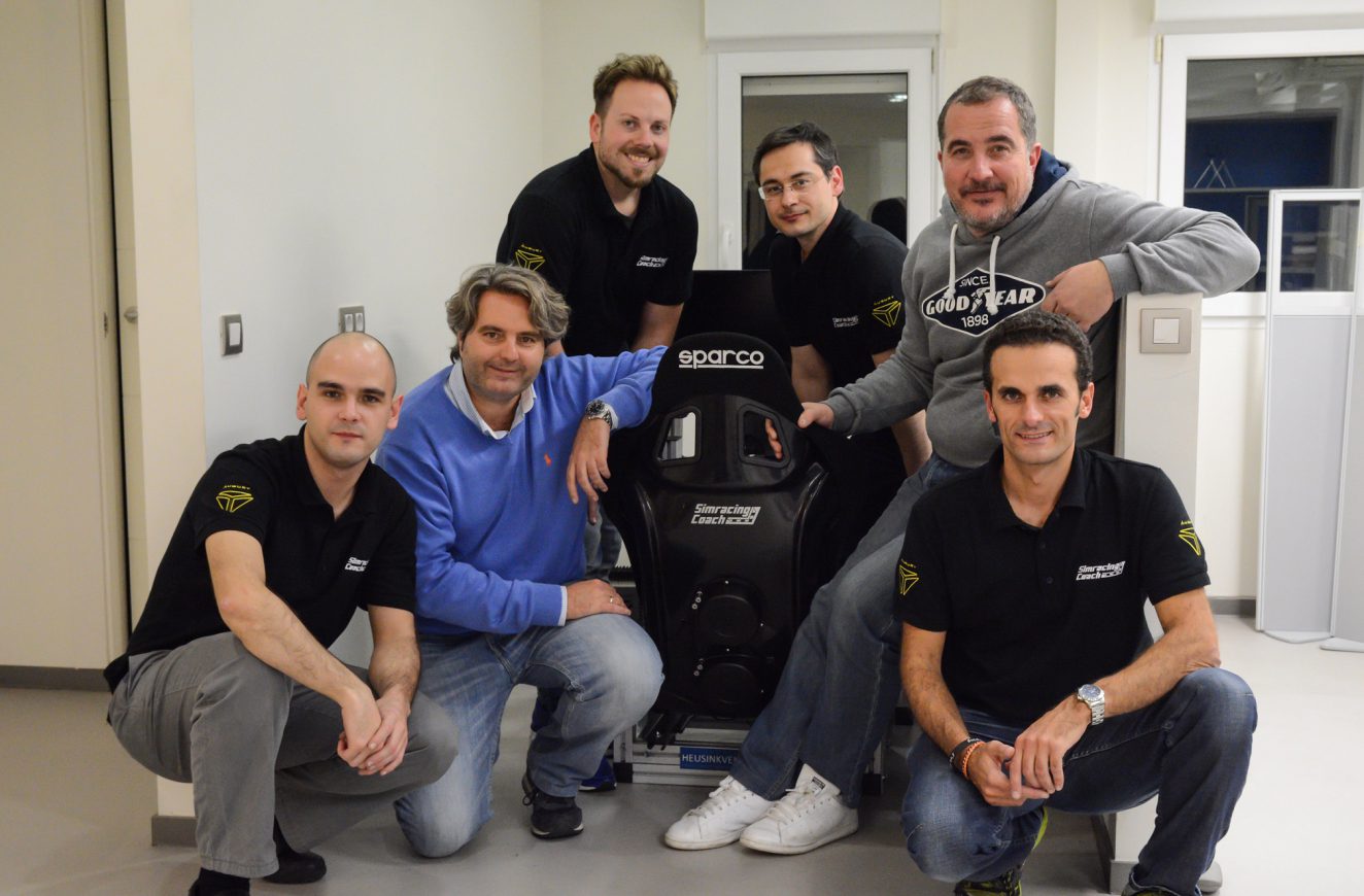 NIK 4218 - Simracingcoach y Augury Simulations en Newspress